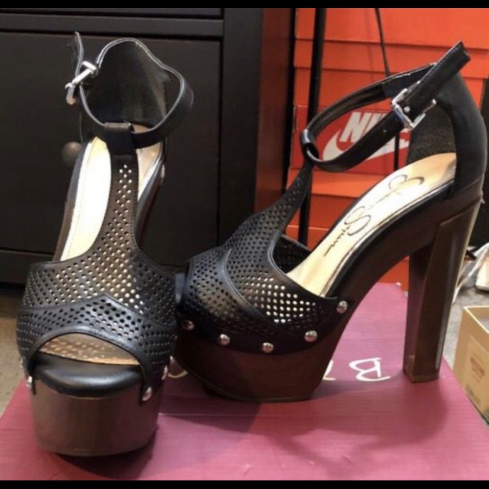 Jessica Simpson Platforms